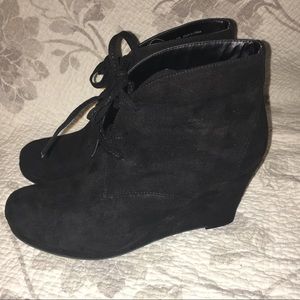Dolce Vita Suede Lace Up Wedge Bootie